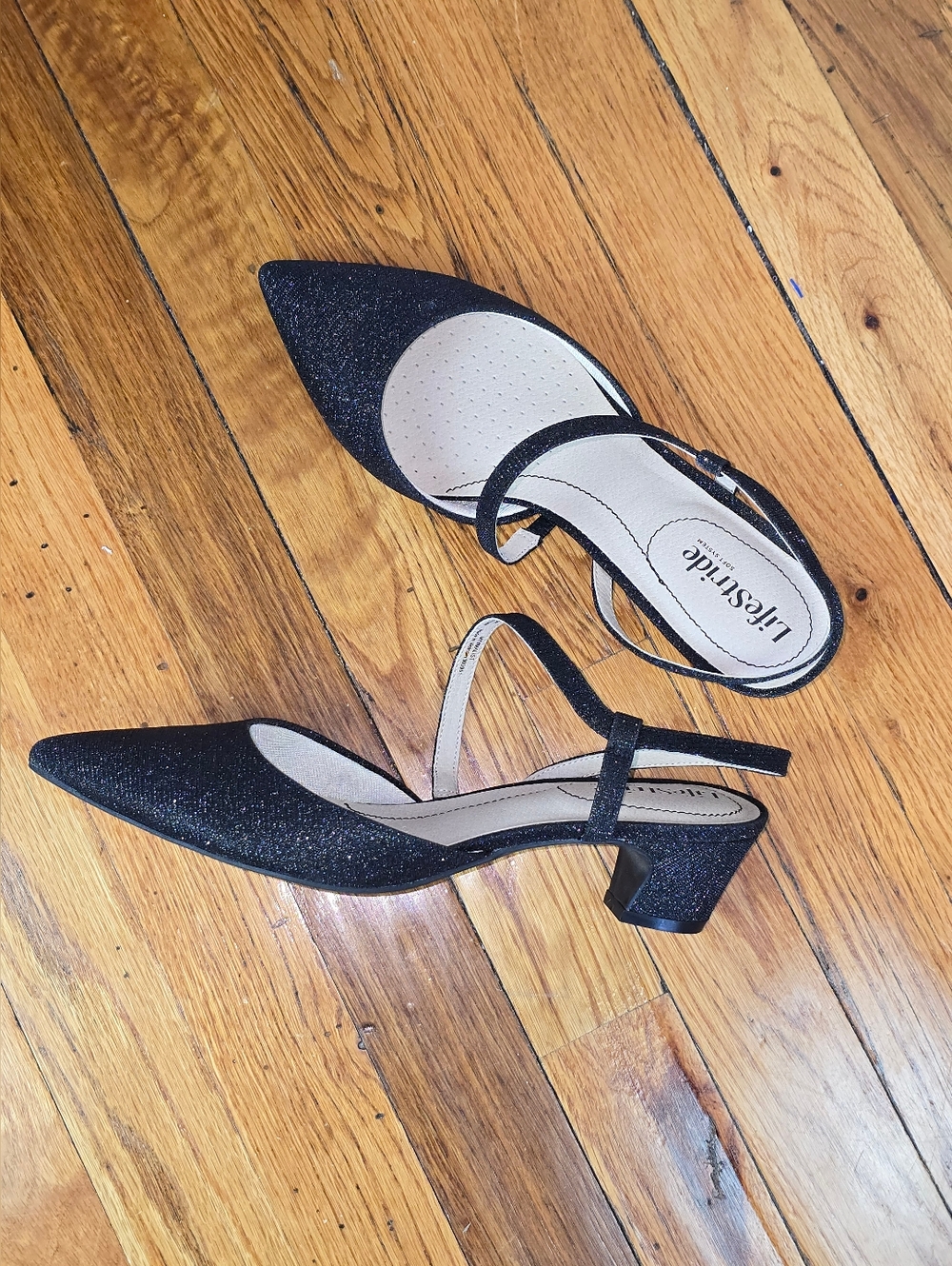Life Stride Sparkly Black Pointed Toe Evening Strappy Pumps  Vegan 8.5W New